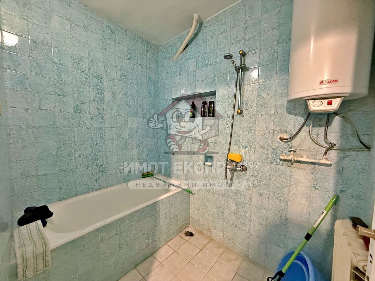 Продава се Етаж от къща в Асеновград - 122 кв.м за 673 €/кв.м - Снимка #2