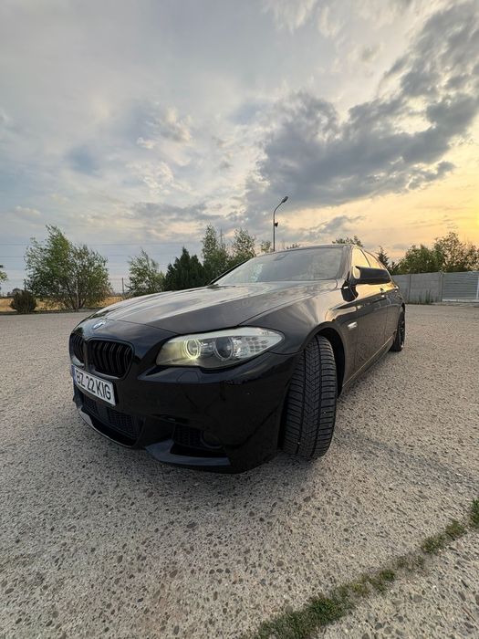 Vând schimb bmw f10 530 xdrive