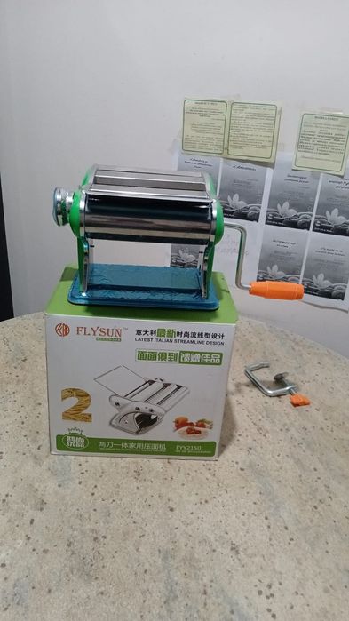 Тестораскаточный аппарат