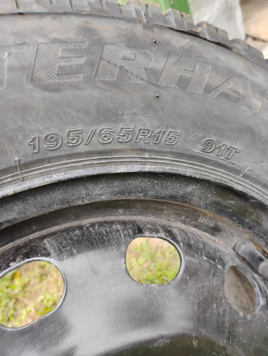 Гуми Firestone 195 65 25 Dot 23 и джанти за Форд фокус 4x108