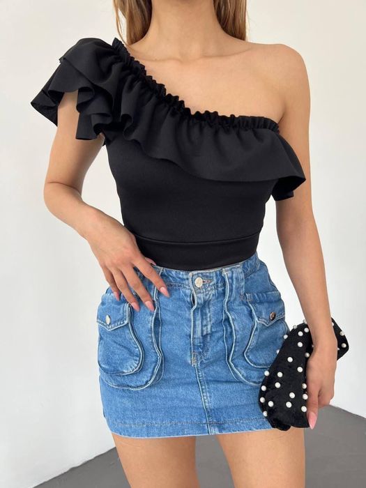 Lichidare stoc-costume/colanti etc