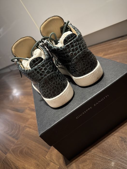 Giuseppe Zanotti Mid 42