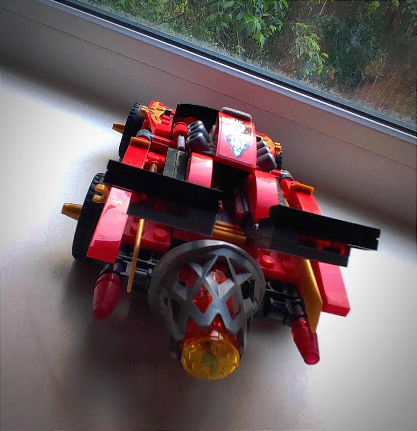 Продам Лего ниндзяго спортивная машина Кая