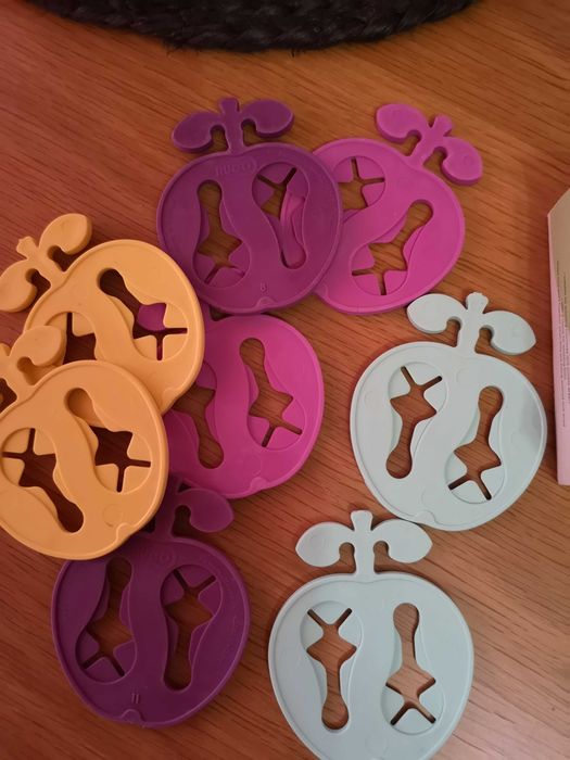 Нови органайзери за чорапи, закачалки, кашпа и други