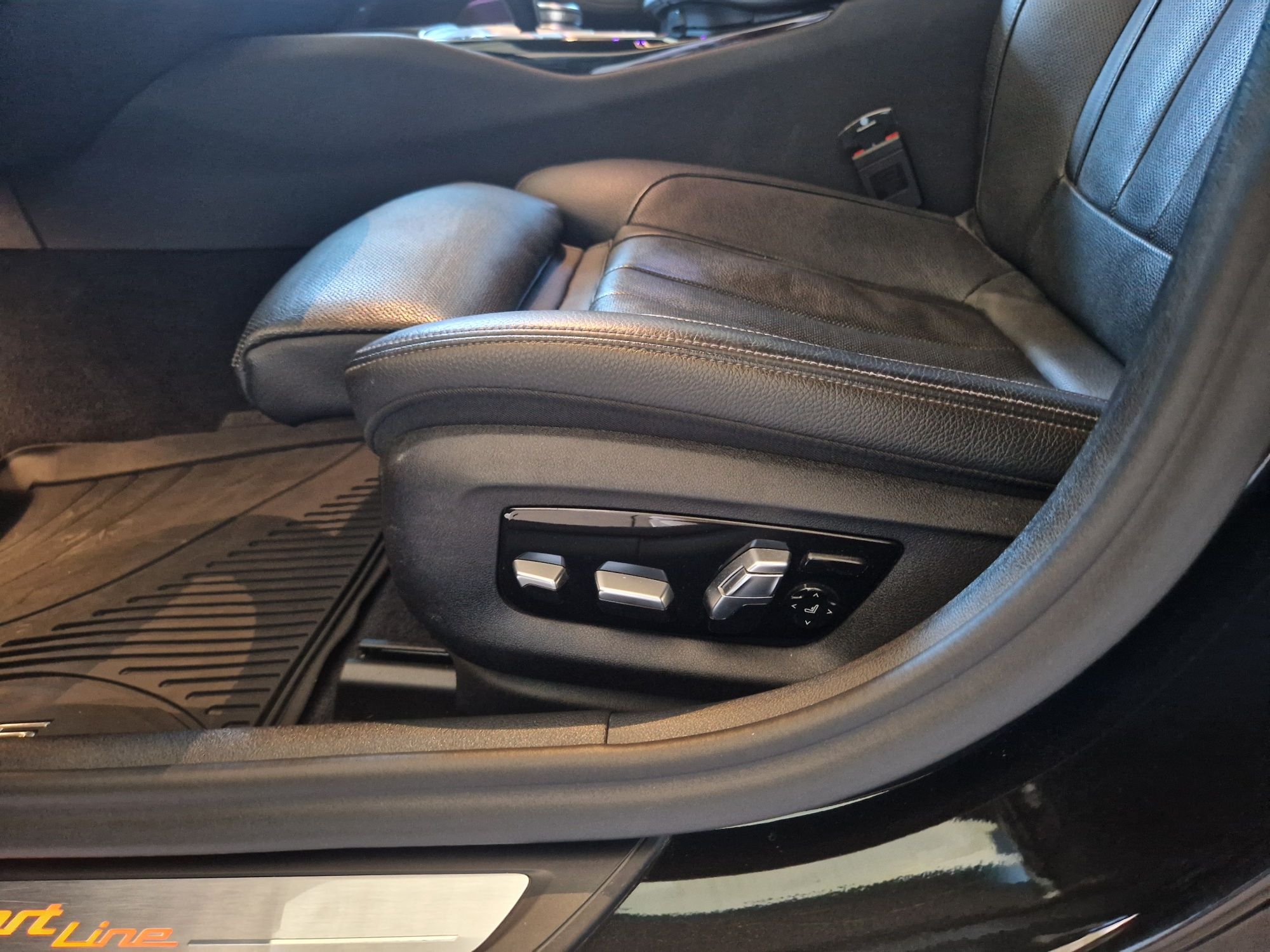 BMW 530D G30 Harman Kardon/Камера//Обдухване/ keyless /