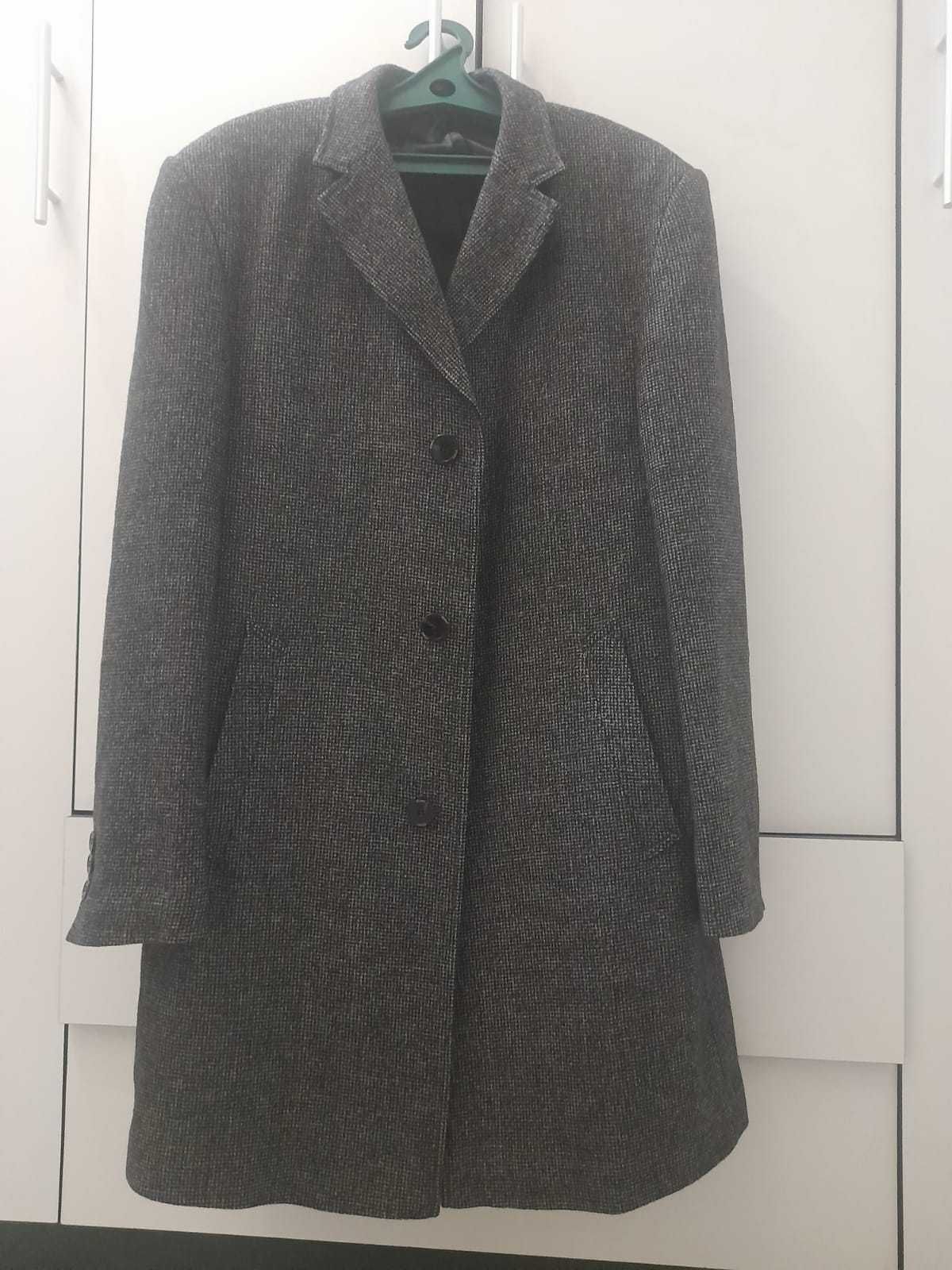 продам мужское пальто