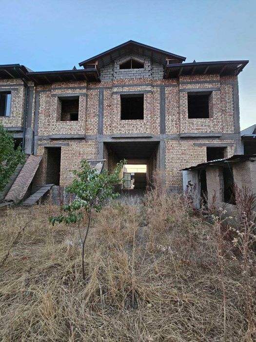 Сергели.Хонобод. Беруни.4сотихда 6хонали коробка холатида уй сотаман.