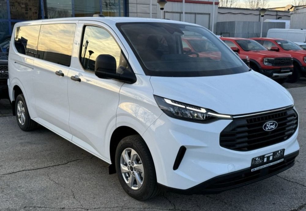 Ford tranzit custom pentru inchiriat/ rent a car/ cu sofer/ fara sofer
