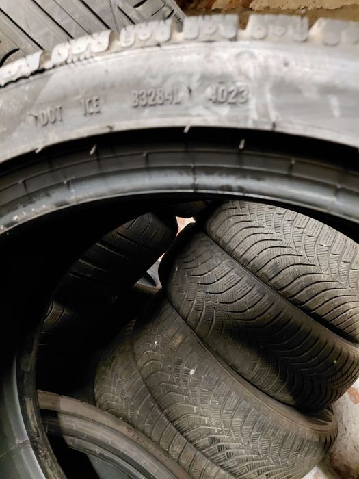 245/40/19-275/35/19" Pirelli  4бр.гуми Спорт пакет.