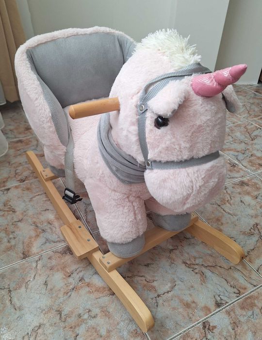 Мека люлка конче Moni