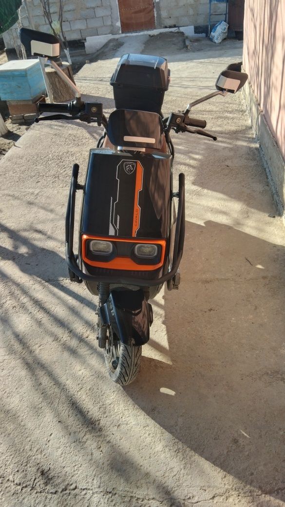 1000 km yurigan kami bor