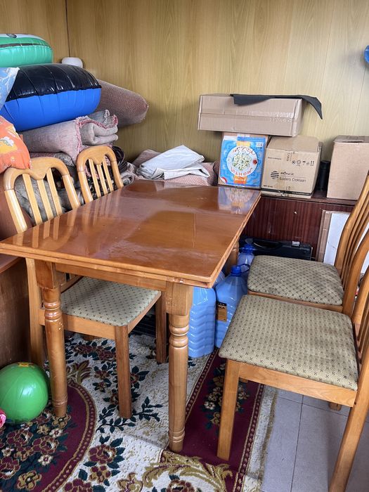 Стол со стульями (6штук)