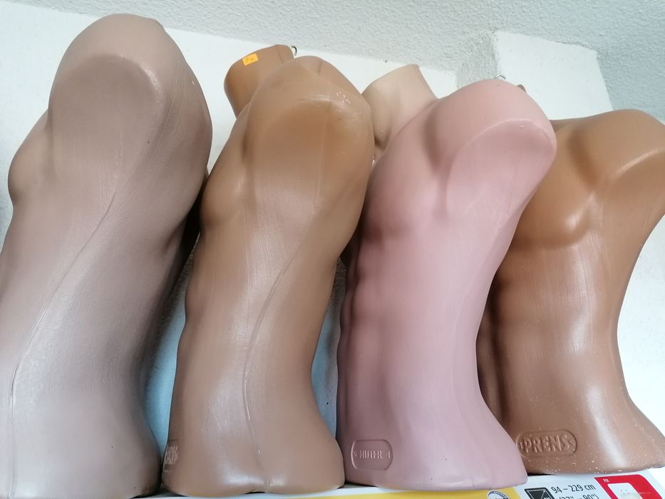 Дамски и мъжки торсове,манекени