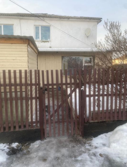 Трёхкомнатный, частично с мебелью ,техникой, обмен ,двухуровневый дом