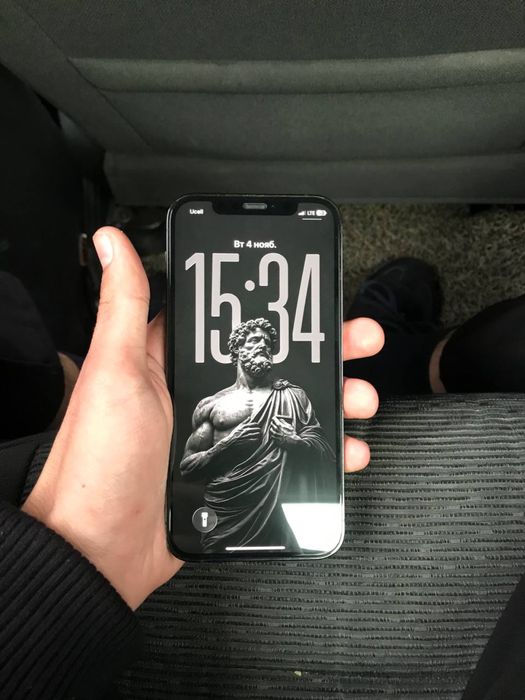 IPhone 12pro sotiladi