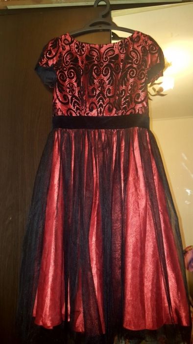 Rochie roșie ocazie elegantă Ma Dame mărimea 40