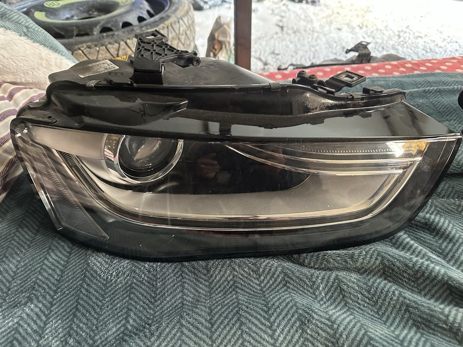 Set far faruri bi xenon audi a4 b8.5 facelift europa volan stanga
