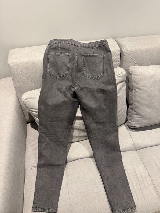 Дънки Pull and Bear, Sinsay