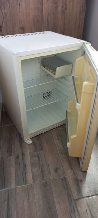 Мини хладилник Sang