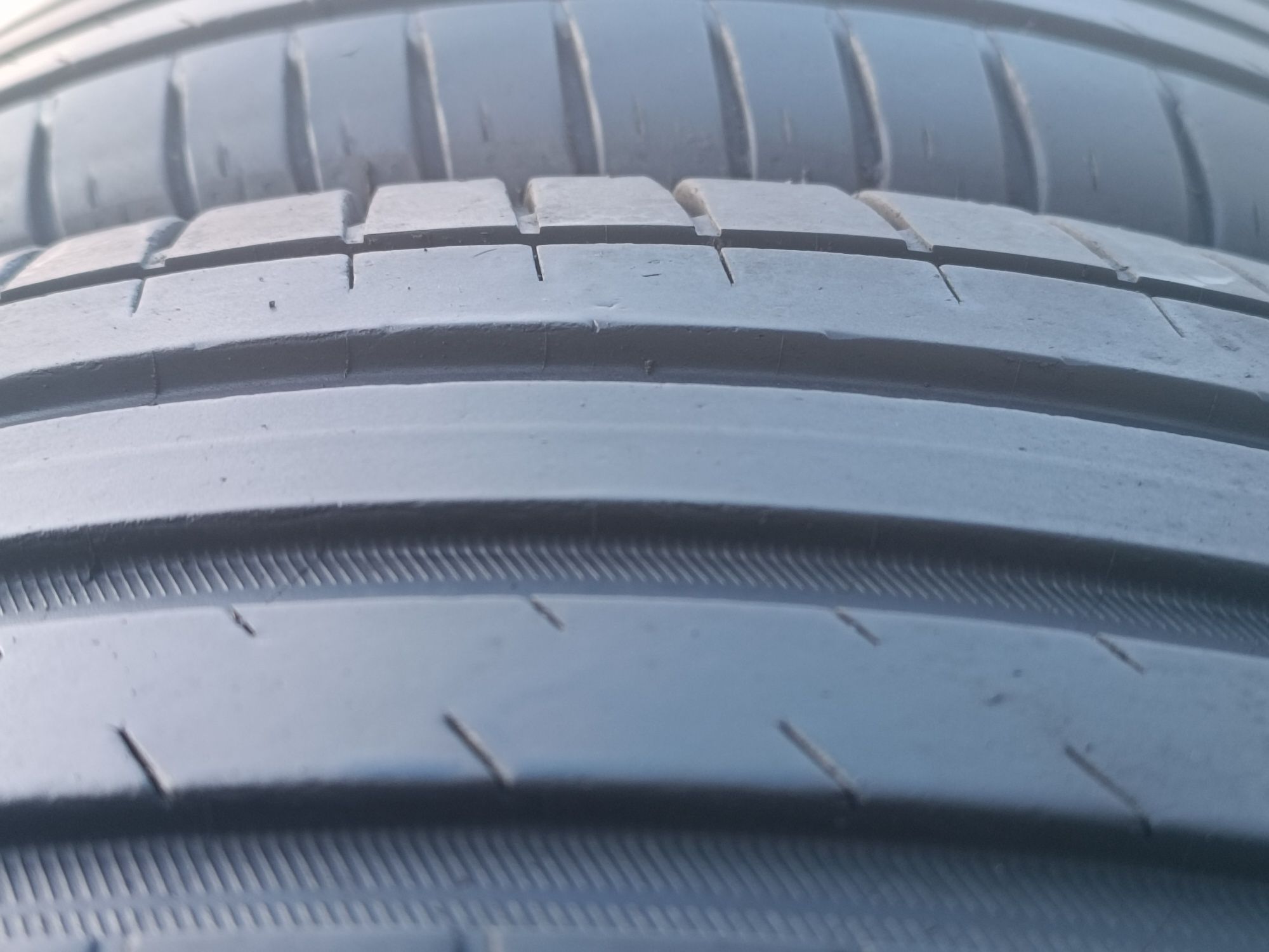 235/50/19 Michelin Дот 0223