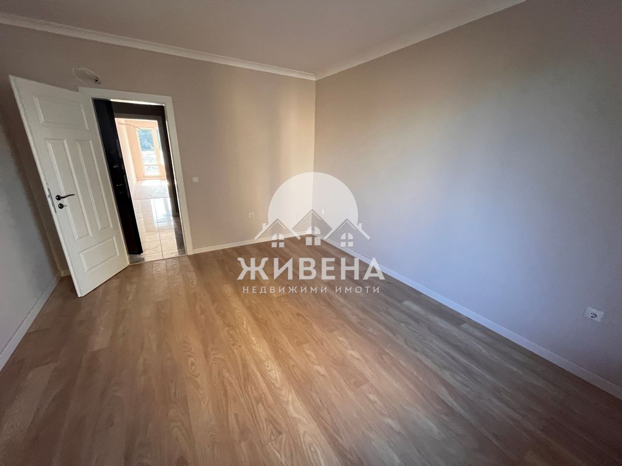 Продава се Двустаен апартамент в к.к. Св.Св. Константин и Елена - 78 кв.м за 2255 €/кв.м - Снимка #4