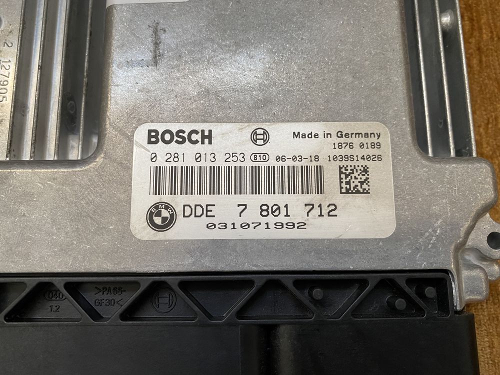Ecu / Calculator motor BMW Seria 5 530D E60 E61 , 7801712