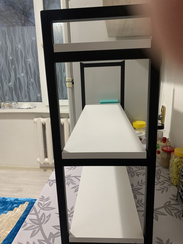 Продам полку книжную