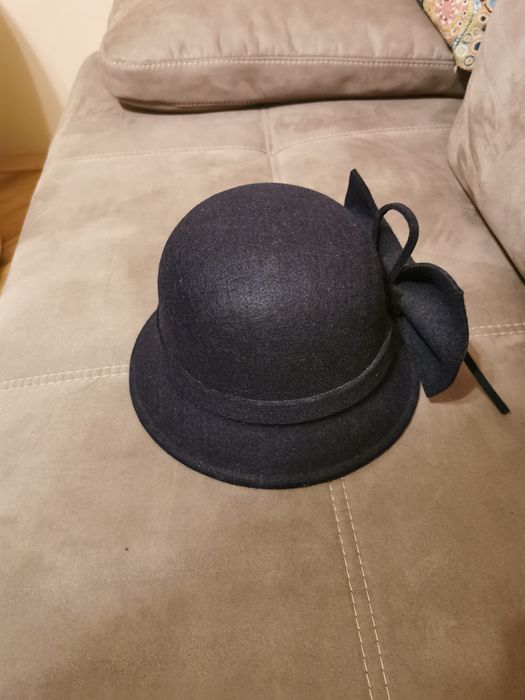 Шапка с панделка