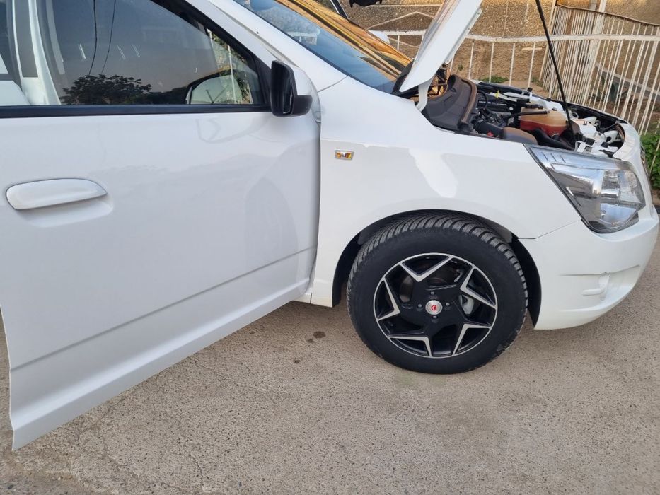 Vossen R16 diska archa baloni bilan