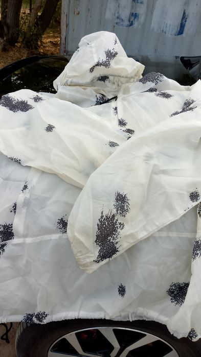 Продам белый маскировочный халат.