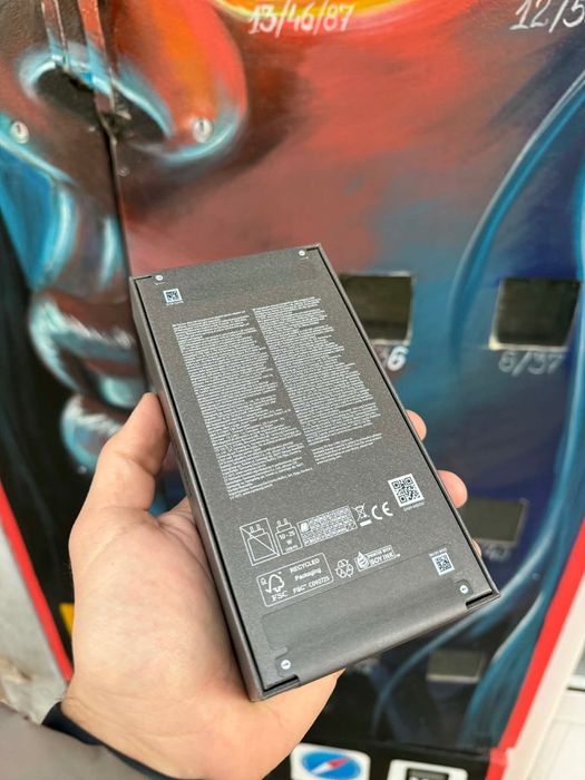 Чисто нов Samsung Galaxy S25 256 GB/12 GB Blue Black + гаранция