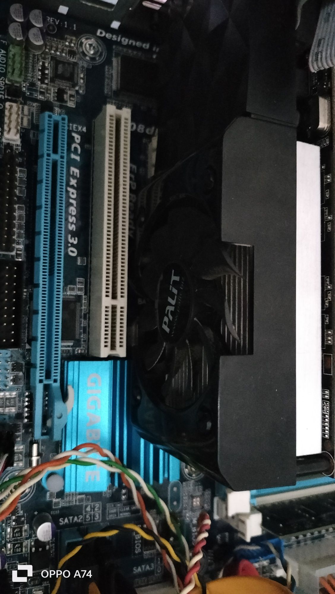 Продам видеокарту! Срочно! Nvidia gefors gt 630!
