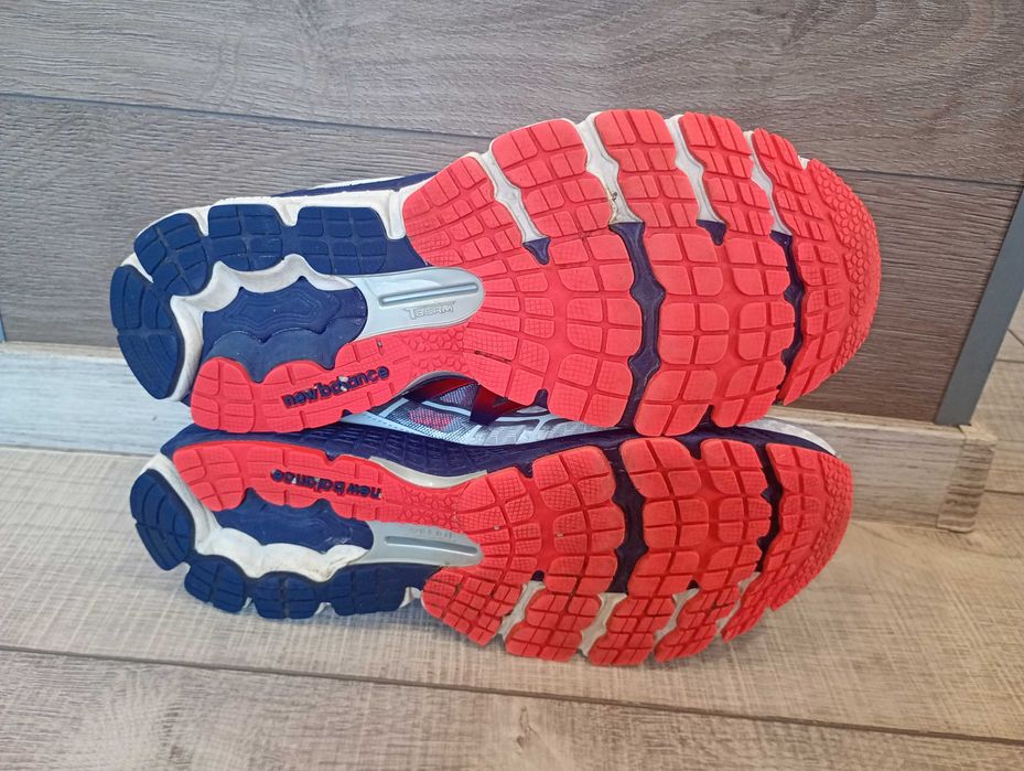 New Balance M860 V5 мъжки маратонки номер 46,5 стелка 30 см