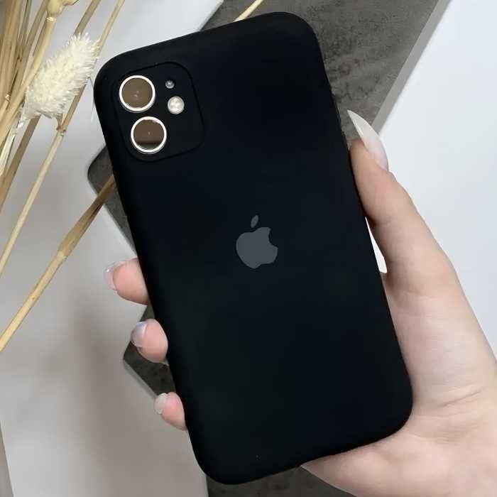 Стильный черный чехол для iPhone 11 – защита и стиль!