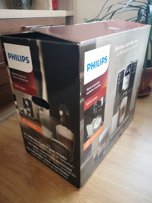 Автоматична кафемашина Philips EP5360