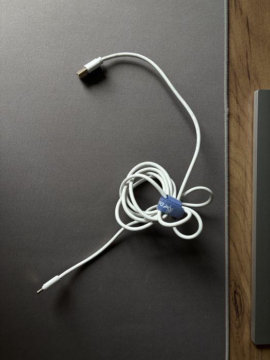 Ducky one 2 mini white/cherry mx red swiches. Used 2 months.