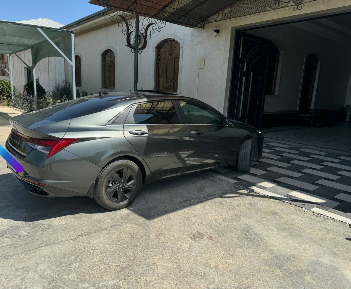 Hyundai Elantra 2022г фулл позиция