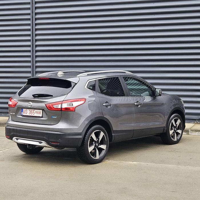 Nissan Qashqai 2015•1.5dci•110cp•Panoramic