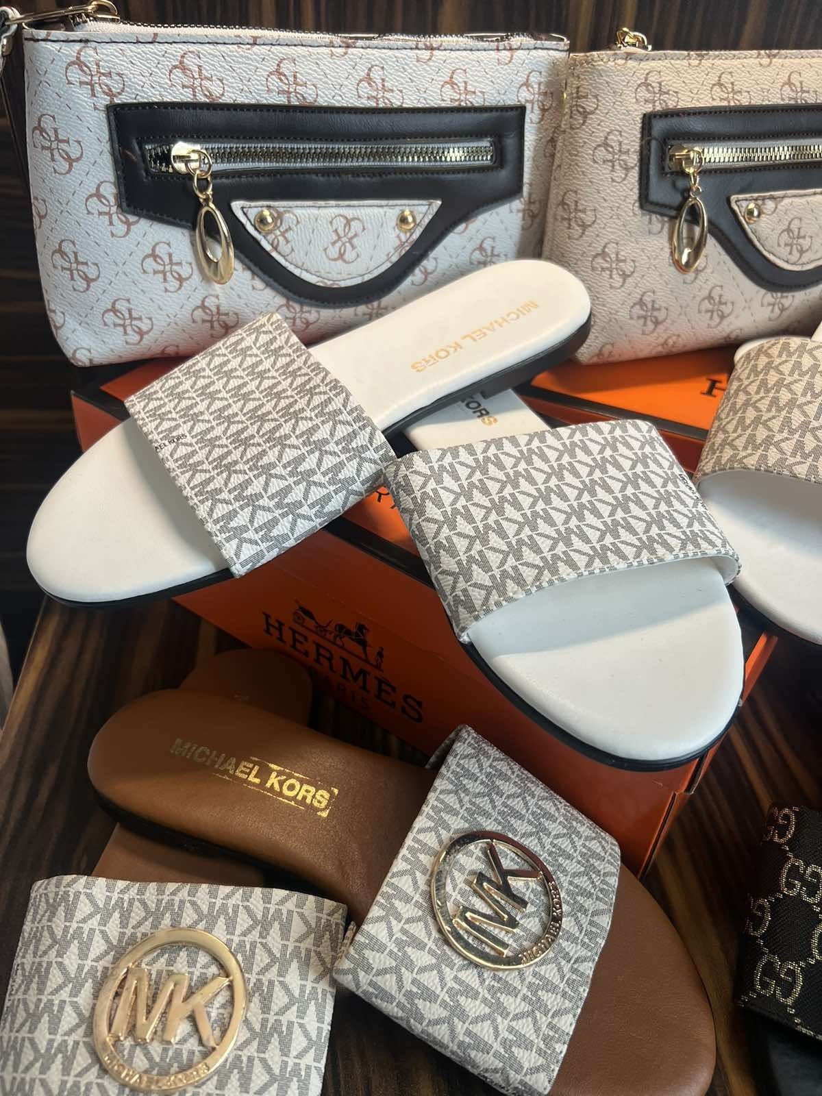 Mishela kors Дамски чехли