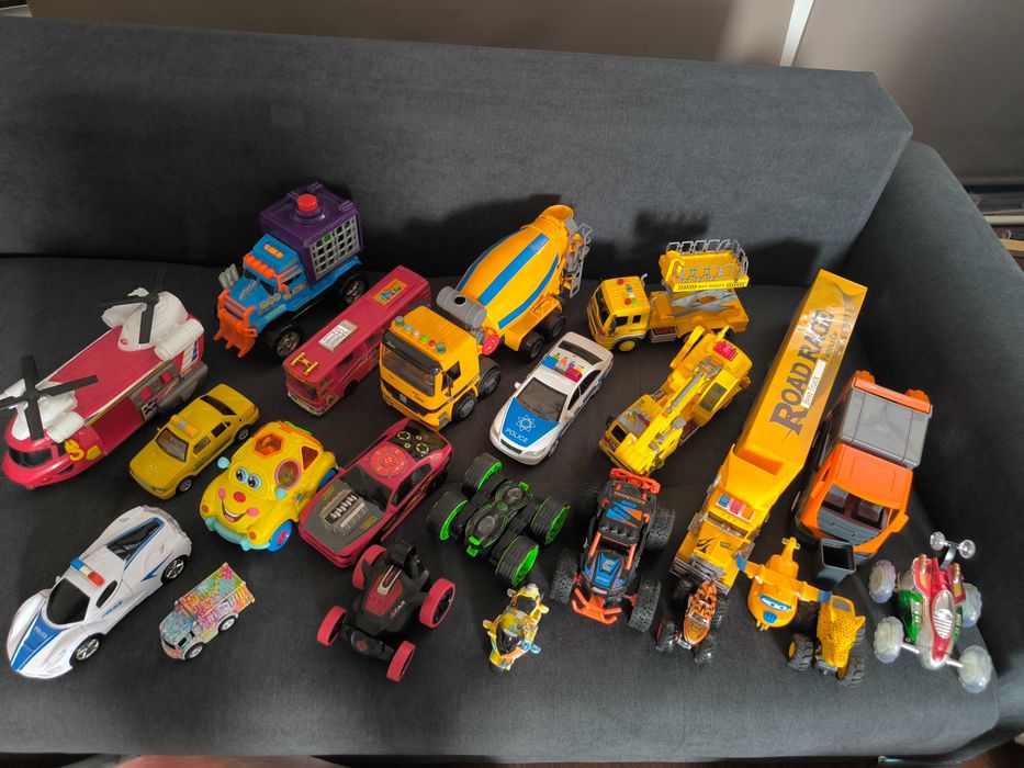 Set mașini - jucării cu sunete, telecomanda