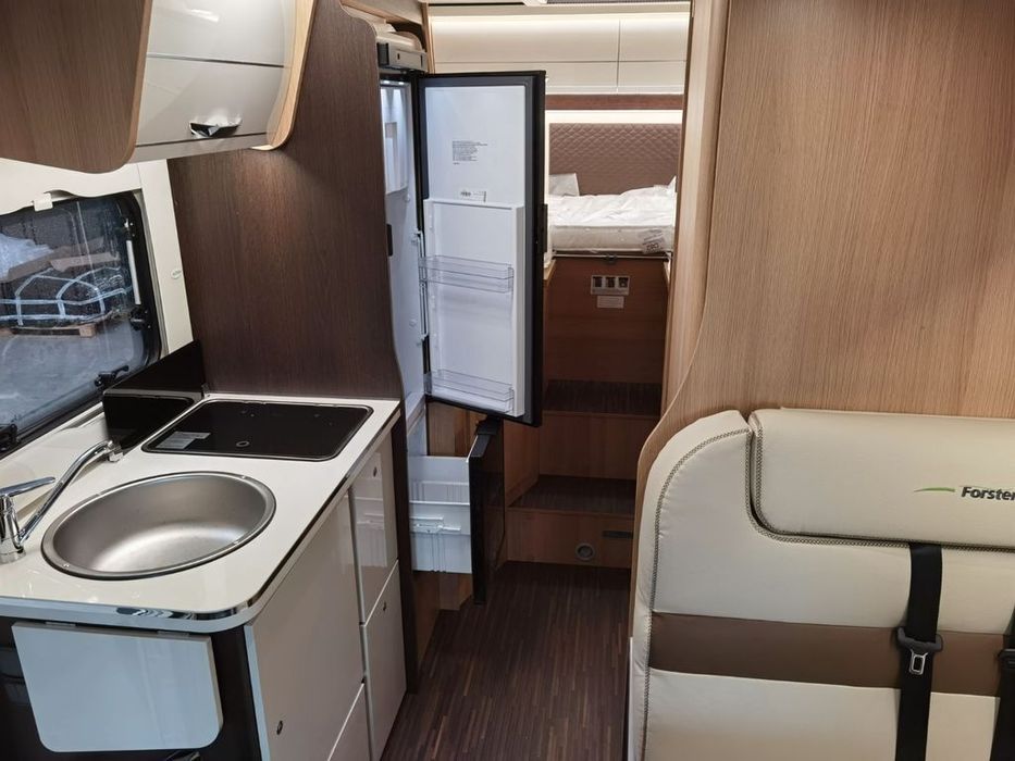 Autorulota-Camper 2024 / Forster / AC / Comfort Line, marchiza