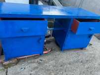 Banc de lucru cu sertare