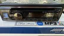 Casetofon Alpine CDE-131R Radio CD MP3 Player iPhone/ipod