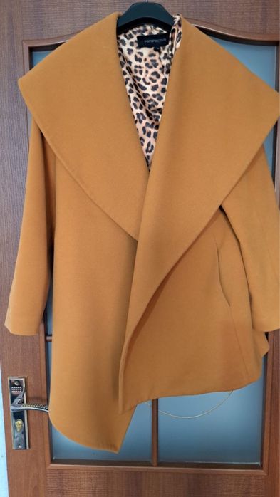 Пальто Perspective