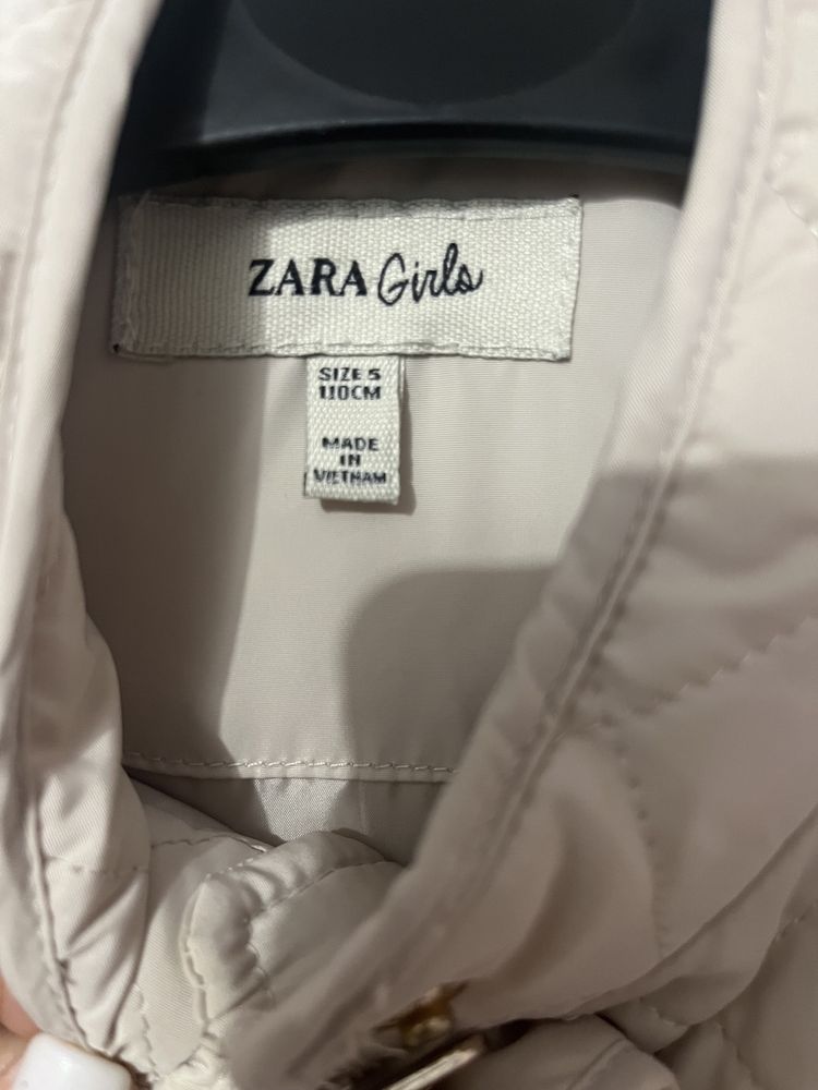 Geaca Zara, 5 ani, 110 cm