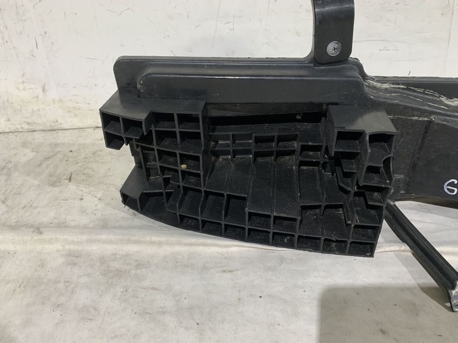 Armatura Bara spate, Hyundai IX20, 2012, 2013, 2014, 2015, 2016, 2017, 2018, cod origine OE 86630-1K000.