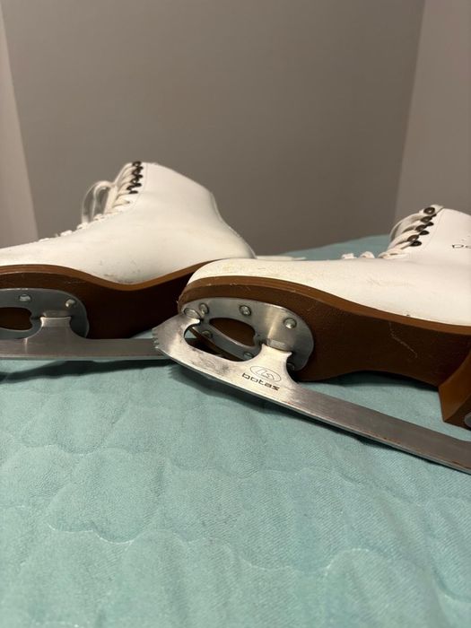 Коньки для фигурного катания