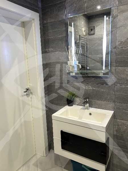 Продава се Тристаен апартамент в Пловдив, Тракия - 120 кв.м за 2459 €/кв.м - Снимка #5