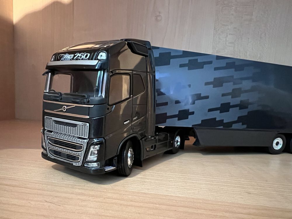 Macheta Volvo Fh 16 750 1/50 Tekno