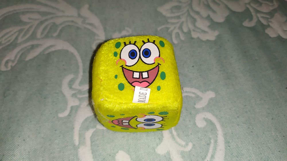 Брелок с липучкой спанч боб, губка боб, на стекла или машину